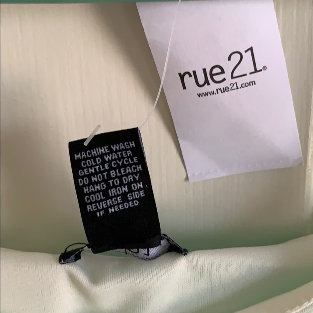 Rue 21 Dress w/ Chevron Pattern.  NWT - Picture 5 of 5